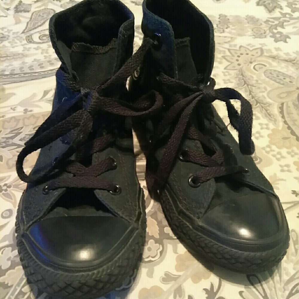 Black High Top Converse Chuck Taylors